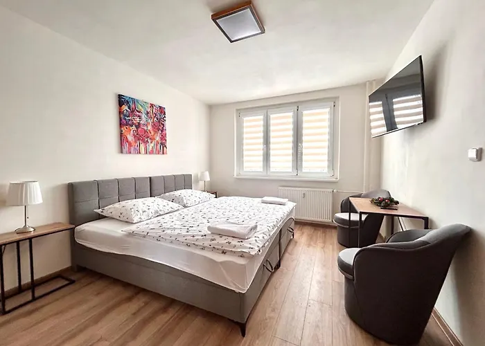 Apartmanovy Nad Rekou * Kadaň