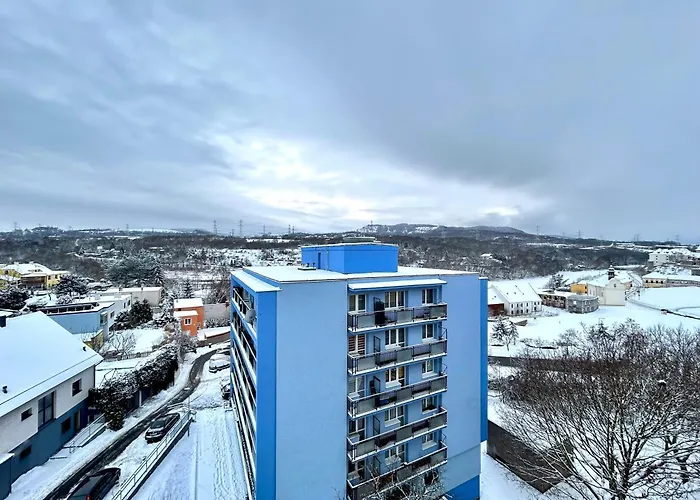 Apartmanovy Nad Rekou Lejlighed
